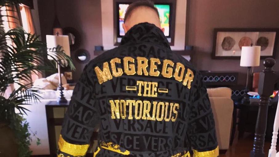 Conor McGregor đang chuẩn bị "tên lửa đẩy" cho năm 2019?