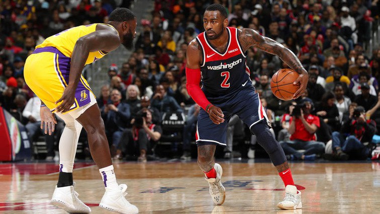 John Wall: "LA Lakers dùng bài thủ của học sinh trung học khi đối đầu với tôi"