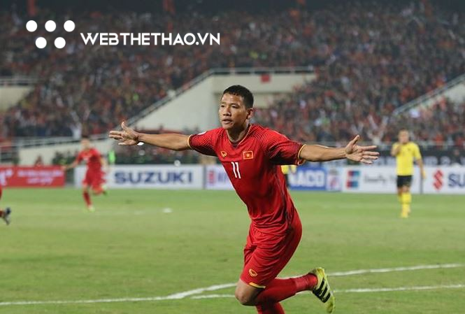 Dư âm chức vô địch AFF Cup 2018 của ĐTVN: Phòng ngự là cách tấn công tốt nhất - Ảnh 5. Dư âm chức vô địch AFF Cup 2018 của ĐTVN: Phòng ngự là cách tấn công tốt nhất - Ảnh 5.