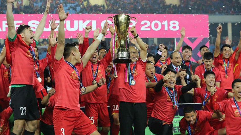 Trước thềm Asian Cup 2019, hàng loạt câu lạc bộ Hàn đòi HLV Park Hang Seo về nước