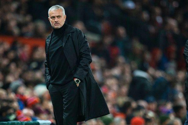 Sau hơn 2 năm tại vị, thống kê thành tích của Mourinho có khá hơn Van Gaal và David Moyes? - Ảnh 2.