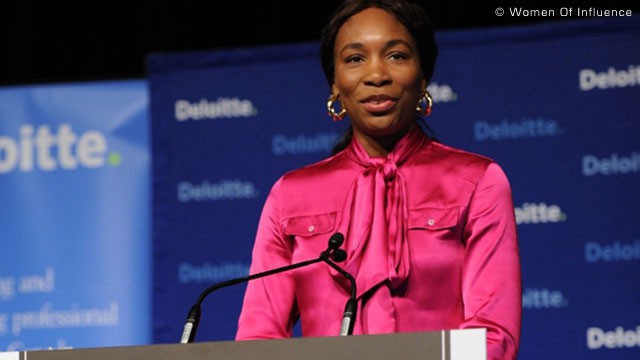 Venus Williams bày tỏ sự thán phục với em gái Serena Williams