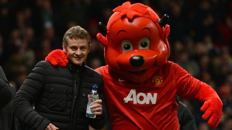 Thêm tiết lộ về số tiền gây sốc mà Man Utd phải trả để đưa Solskjaer về thay Mourinho
