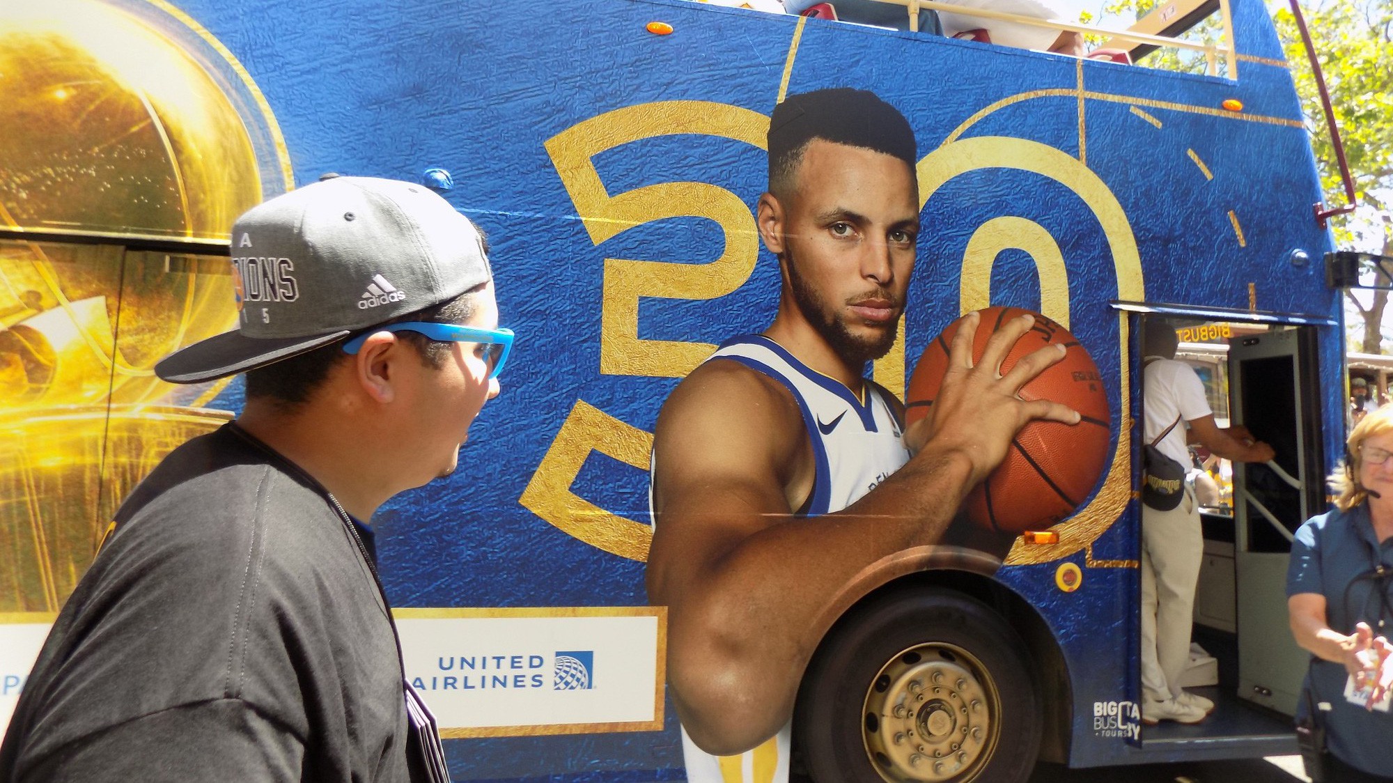 Sướng như cầu thủ Golden State Warriors, mỗi lần đấu sân khách là được chăm sóc như ở thiên đường