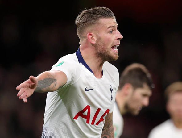 Đội hình Man Utd của Solskjaer sẽ thế nào sau kỳ chuyển nhượng mùa đông? - Ảnh 2. Đội hình Man Utd của Solskjaer sẽ thế nào sau kỳ chuyển nhượng mùa đông? - Ảnh 2.
