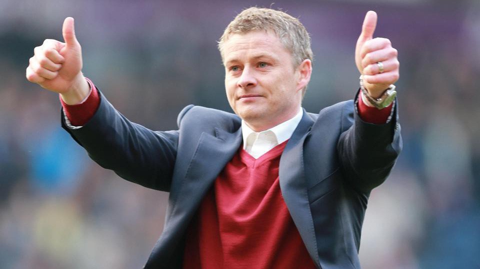 Động thái thể hiện quyền lực đầu tiên của Ole Gunnar Solskjaer tại Man Utd