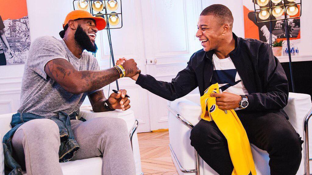Kylian Mbappe tiết lộ thần tượng LeBron James, Roger Federer và Cristiano Ronaldo