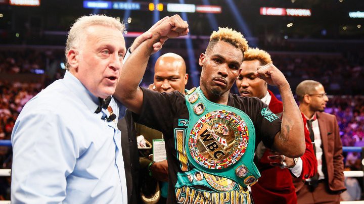 Thời thế thay đổi, nhà vô địch Boxing thách đấu Conor McGregor.... "MMA hay Boxing đều quất"