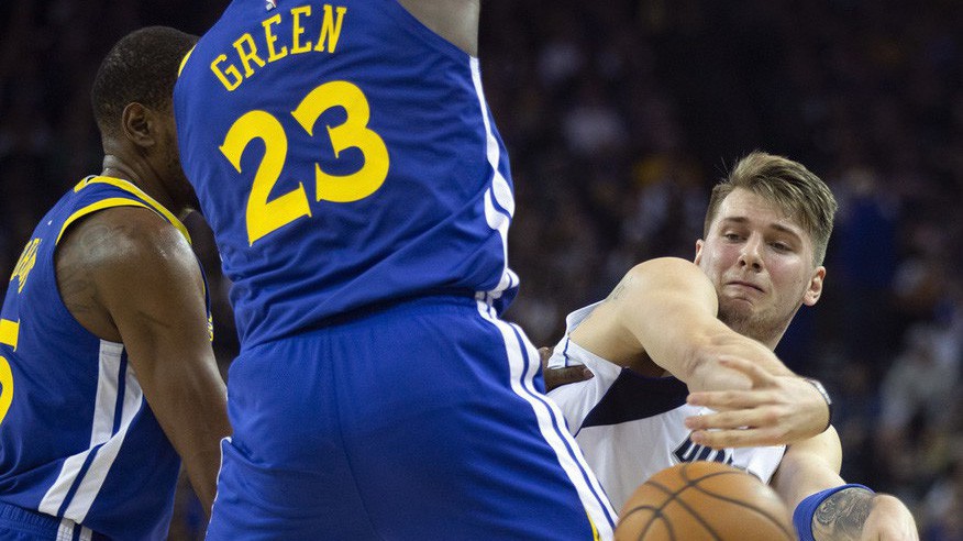 Draymond Green bảo Luka Doncic sẽ là vấn đề lớn cho NBA, LeBron James muốn chơi cùng Luka Doncic