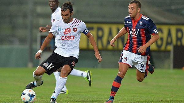 Nhận định tỷ lệ cược kèo bóng đá tài xỉu trận Crotone vs Spezia