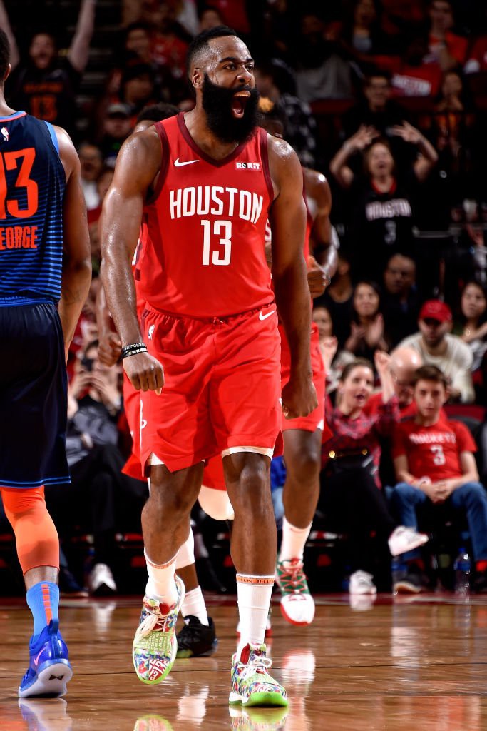 Paul George ngả mũ trước James Harden - Ảnh 1. Paul George ngả mũ trước James Harden - Ảnh 1.