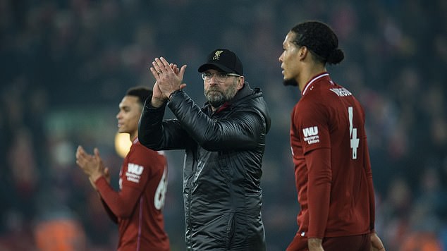 Cùng Liverpool đứng vững trên đỉnh, Jurgen Klopp đạt mốc 100 trận thắng với "tốc độ" khó tin