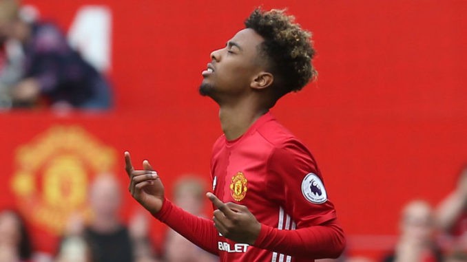 HLV Solskjaer gây thú vị với Angel Gomes trong trận Man Utd thắng Huddersfield. Vậy Gomes là ai? - Ảnh 1.