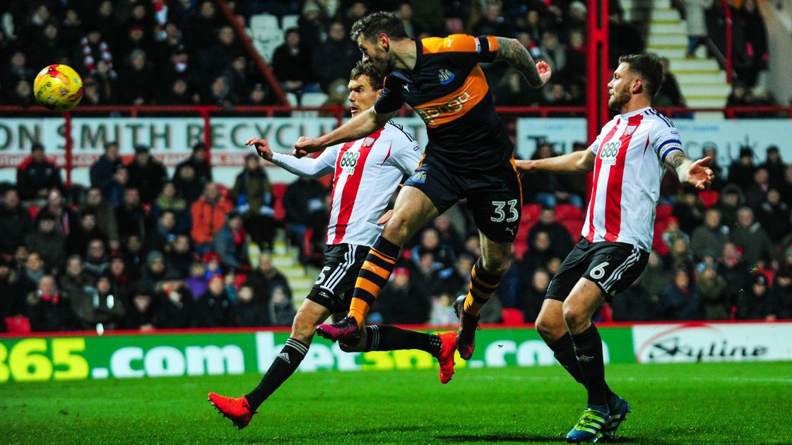 Nhận định tỷ lệ cược kèo bóng đá tài xỉu trận Birmingham vs Brentford