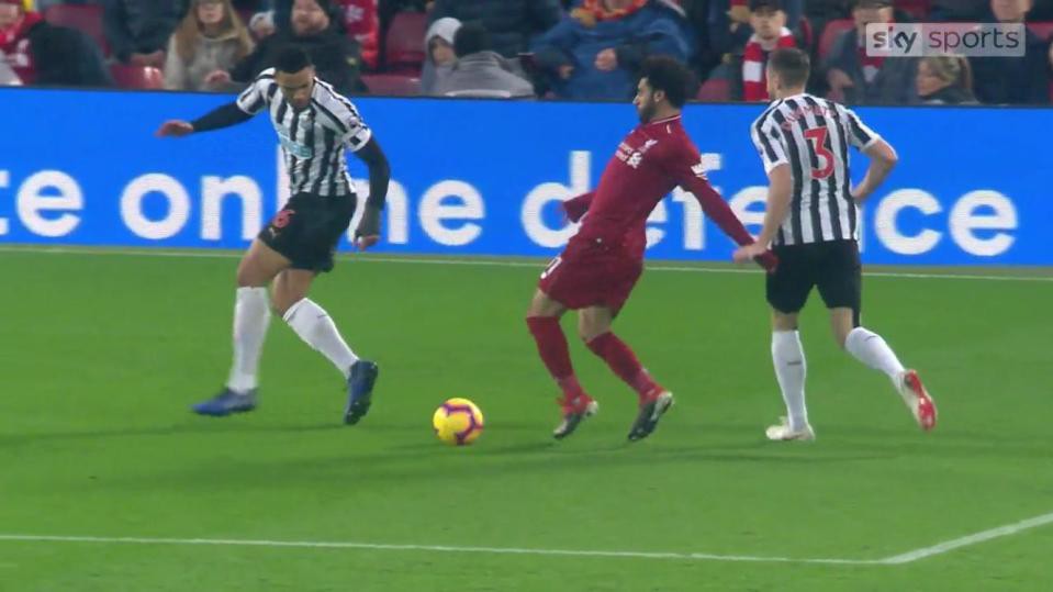 Ai sẽ quyết định liệu Mo Salah có bị treo giò 2 trận gặp Arsenal và Man City?