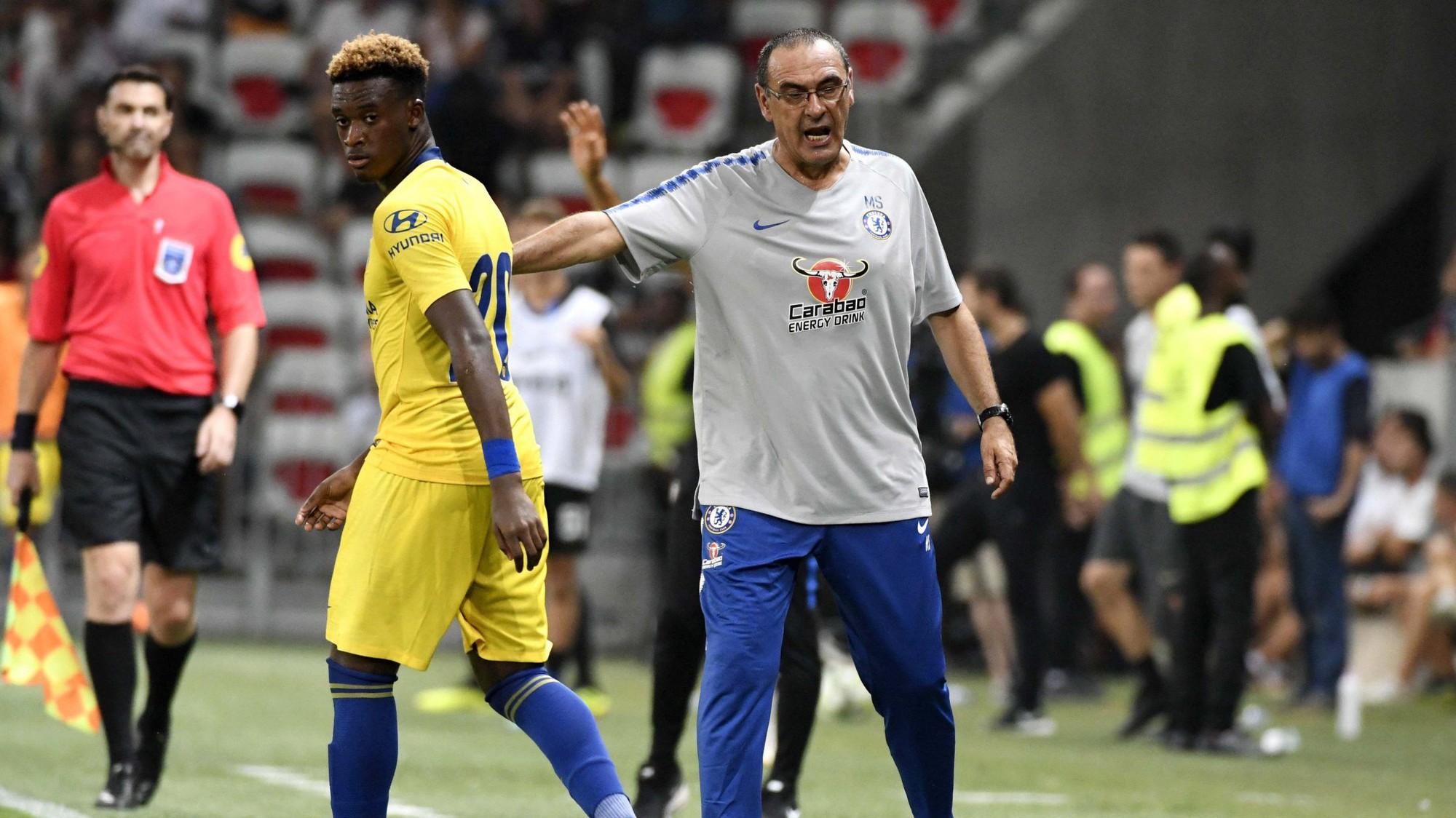 Maurizio Sarri giải thích lý do tại sao thay Hudson-Odoi dù vào sân từ ghế dự bị