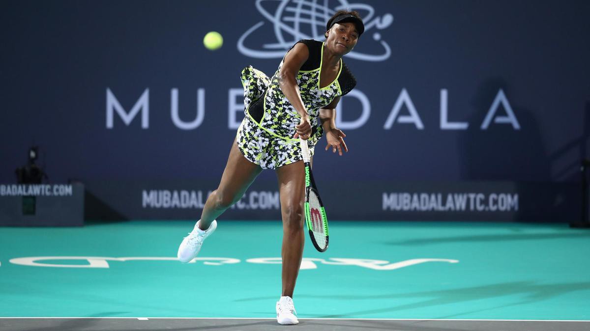 Bất ngờ diễn ra ngay ở ngày thi đấu đầu tiên của Mubadala World Tennis Championship