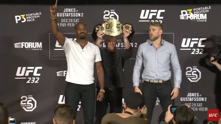 Bị Jon Jones giật mất đai vô địch trong buổi họp báo, Alexander Gustafsson phản ứng lại ra sao?