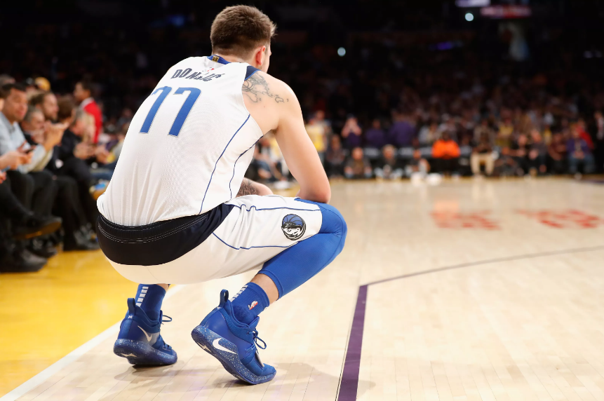 Luka Doncic đang thi đấu như là phiên bản tuổi teen của LeBron James - Ảnh 3.