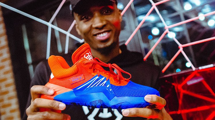Lộ diện Adidas D.O.N. Issue #1, mẫu giày thửa đậm chất Spiderman của Donovan Mitchell
