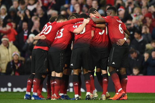 Hé lộ cách thức đơn giản HLV Solskjaer dùng để hàn gắn phòng thay đồ Man Utd - Ảnh 1.