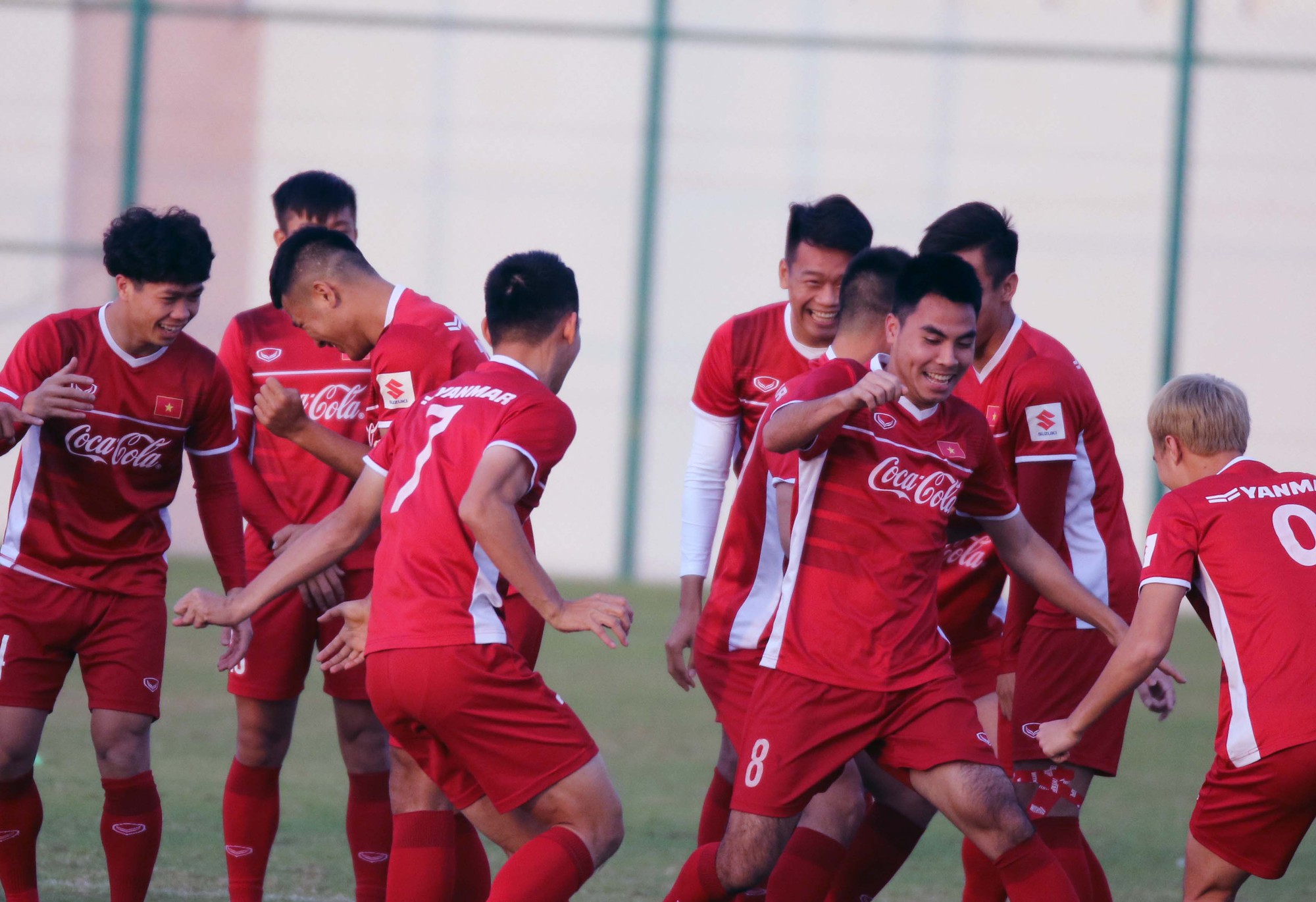 Độ khó của giải châu Á tăng thêm chỉ làm tuyển Việt Nam thích thú hơn! - Ảnh 3. Độ khó của giải châu Á tăng thêm chỉ làm tuyển Việt Nam thích thú hơn! - Ảnh 3.