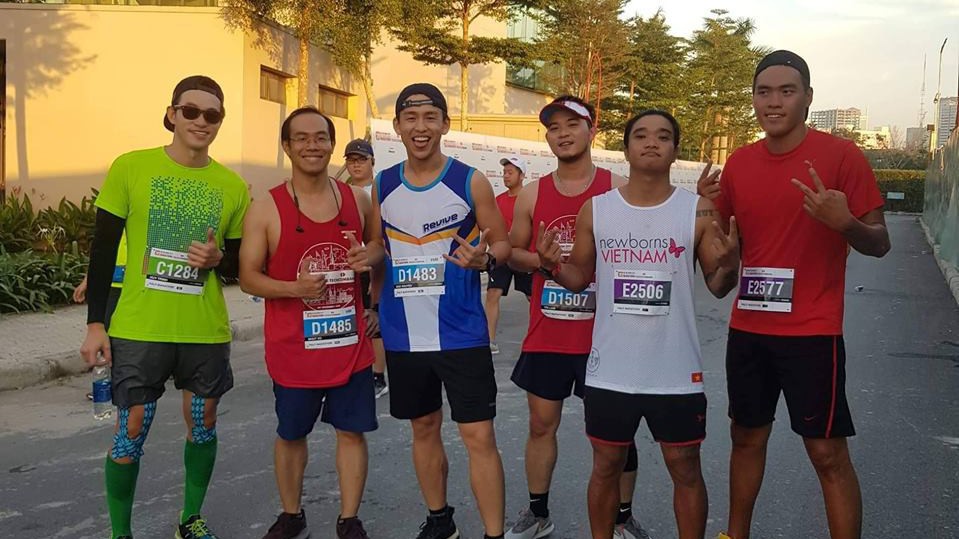 Kình ngư... trên cạn tại Techcombank Marathon