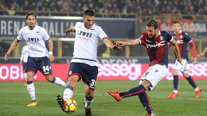 Nhận định tỷ lệ cược kèo bóng đá tài xỉu trận Bologna vs Crotone