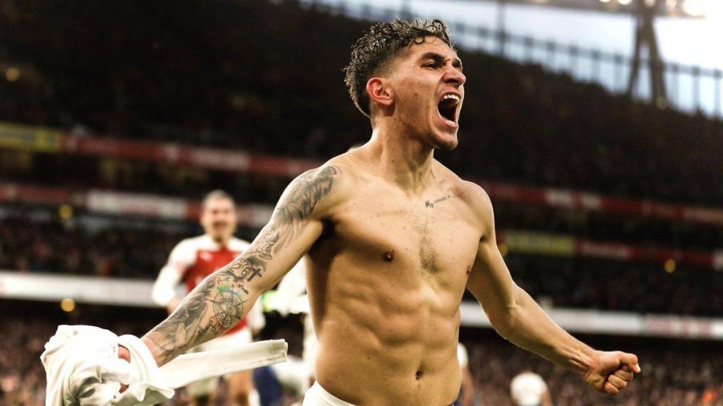 Lucas Torreira tiết lộ bí mật trong giờ nghỉ giúp Arsenal ngược dòng thần thánh ở derby Bắc London