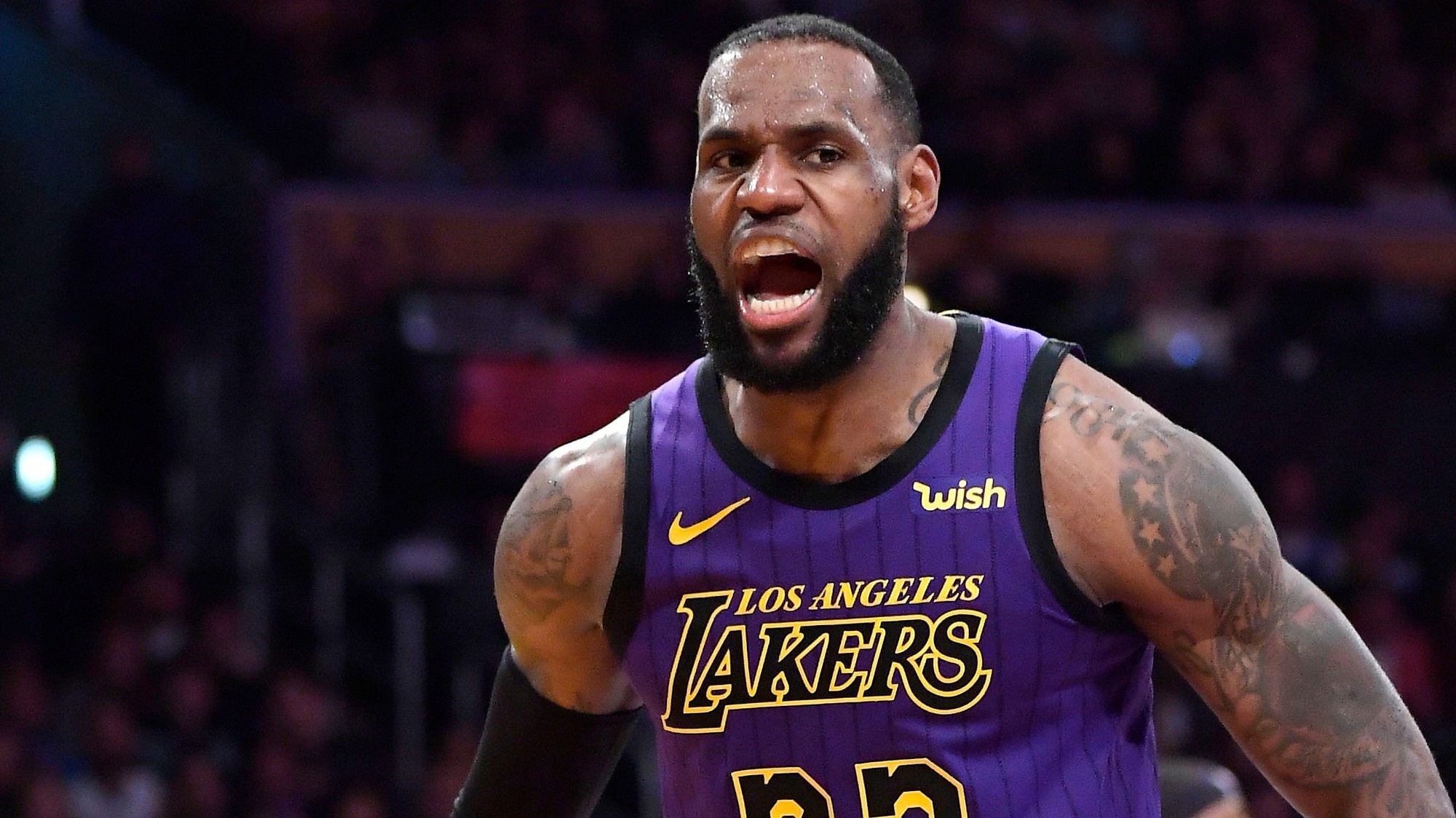 LeBron James cảm thấy LA Lakers để anh nghỉ ngơi ở hiệp 4 nhằm giữ sức là không cần thiết