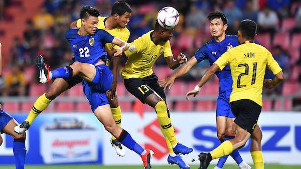 CĐV Thái Lan chúc mừng Malaysia, mong Việt Nam sẽ lọt vào chung kết AFF Cup 2018