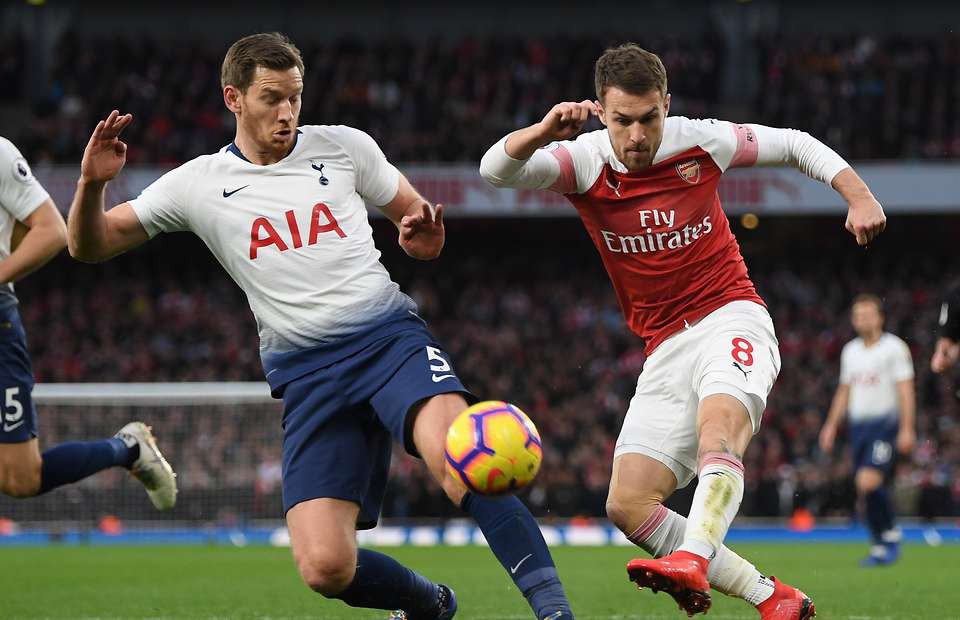 Vì sao người thừa của Arsenal lại là sự bổ sung cần thiết cho Mourinho ở Man Utd? - Ảnh 1. Vì sao người thừa của Arsenal lại là sự bổ sung cần thiết cho Mourinho ở Man Utd? - Ảnh 1.