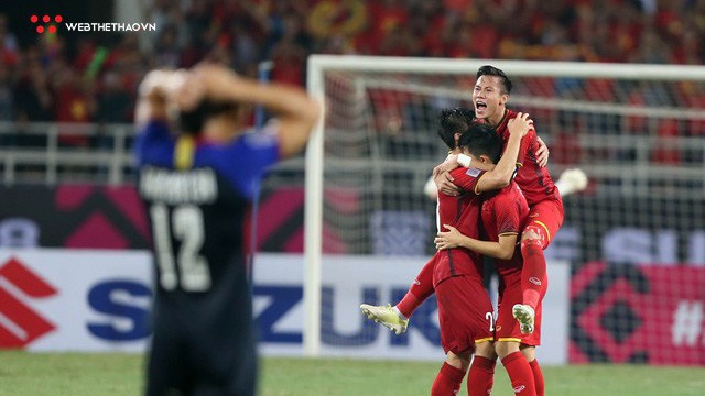 Chùm ảnh: Cảm xúc vỡ òa của các cầu thủ Việt Nam sau khi giành vé vào chung kết AFF Cup 2018