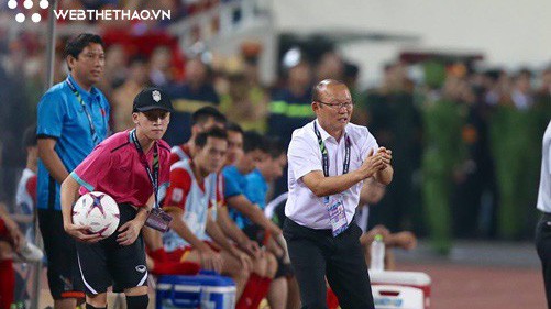 Kỳ lạ: Ông Park như "thánh", đá giải nào cùng ĐT Việt Nam cũng chơi đến trận cuối cùng!