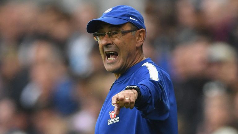 Maurizio Sarri "tra hỏi" cầu thủ Chelsea sau trận thua ngược Wolves