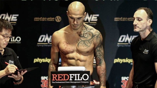 Kiểm soát hạng cân ở ONE Championship: Câu chuyện từ một tai nạn