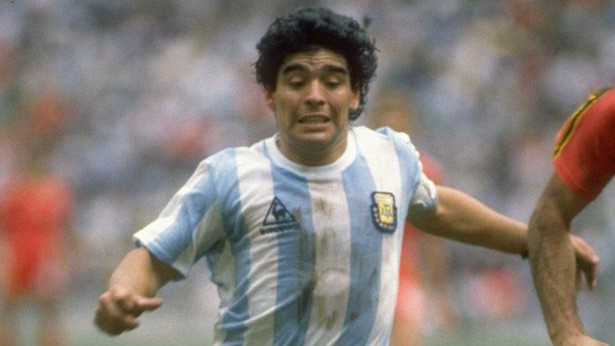 Video 50 bàn đẹp nhất lịch sử World Cup: Pha solo kinh điển của Maradona