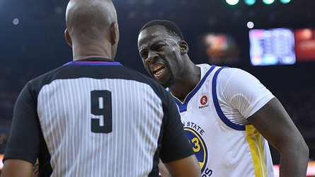 Draymond Green thừa nhận phạm lỗi James Harden