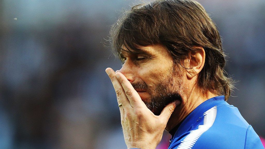 Chelsea chơi "bài liều" với HLV Conte ngay trước chung kết FA Cup?