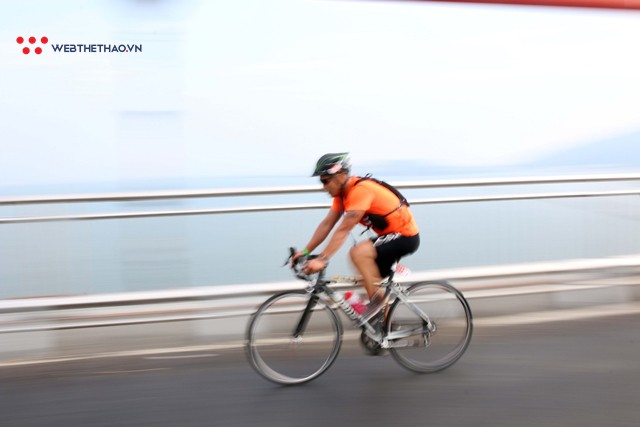 Những khoảnh khắc chỉ có tại Techcombank Ironman 70.3 Vietnam 2018 - Ảnh 5. Những khoảnh khắc chỉ có tại Techcombank Ironman 70.3 Vietnam 2018 - Ảnh 5.