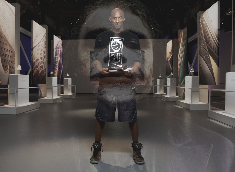 Cách đây 10 năm, Kobe Bryant từng có buổi gặp bí mật với Joker - Ảnh 2. Cách đây 10 năm, Kobe Bryant từng có buổi gặp bí mật với Joker - Ảnh 2.