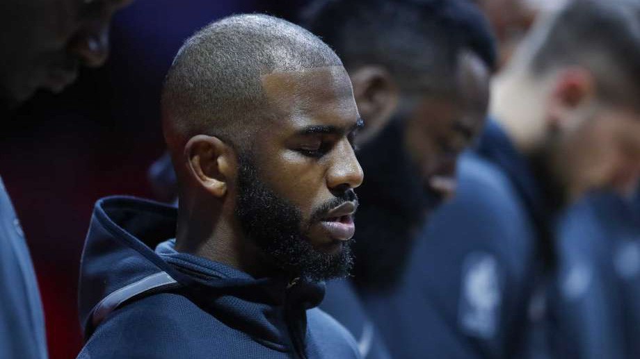 Chris Paul tan nát trái tim bởi tang thương mới của nước Mỹ