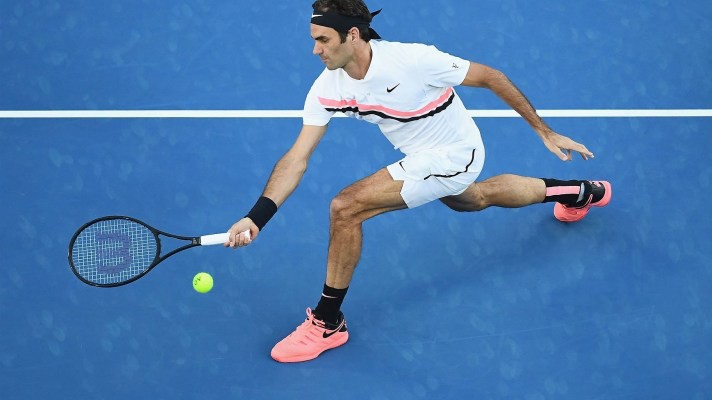 Tiết lộ thêm bí quyết giúp Federer "trường sinh" trên sân đấu
