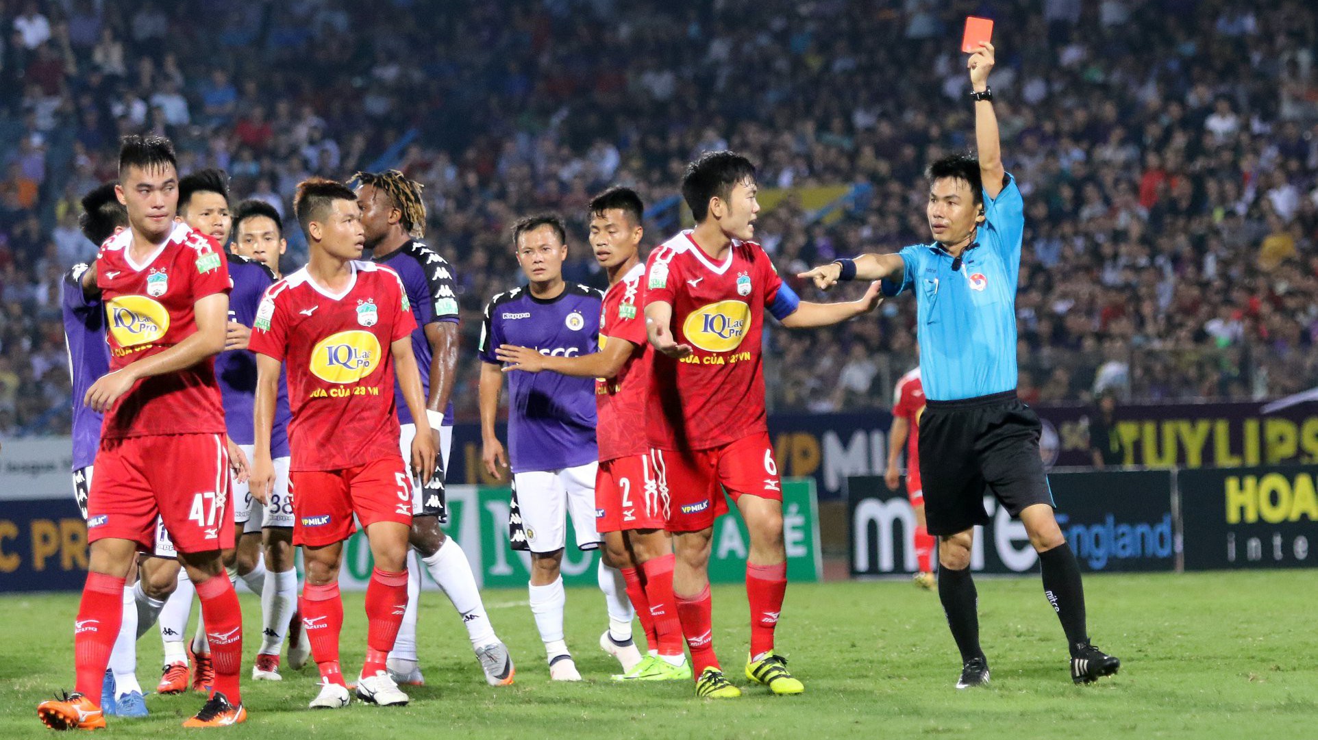 V.League đang lên level nhưng là tăng lượng Dislike