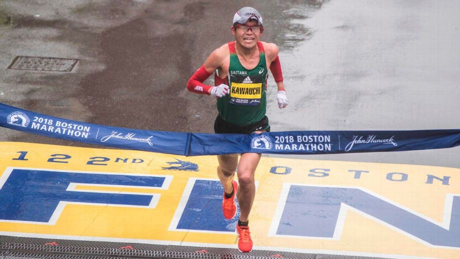 Kawauchi xô đổ kỷ lục 16 năm giải ultra marathon 71km Nhật Bản - Ảnh 4. Kawauchi xô đổ kỷ lục 16 năm giải ultra marathon 71km Nhật Bản - Ảnh 4.