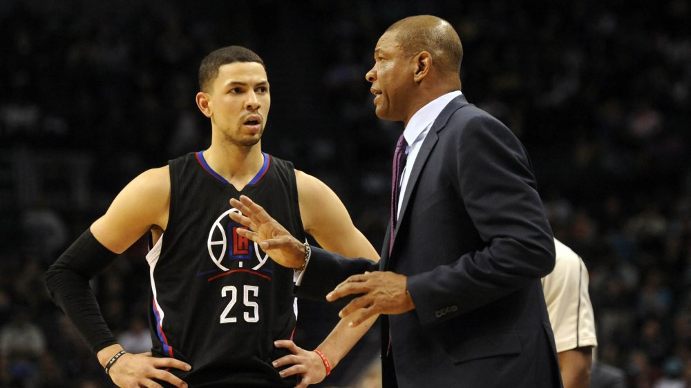 Los Angeles Clippers gia hạn hợp đồng với HLV Doc Rivers