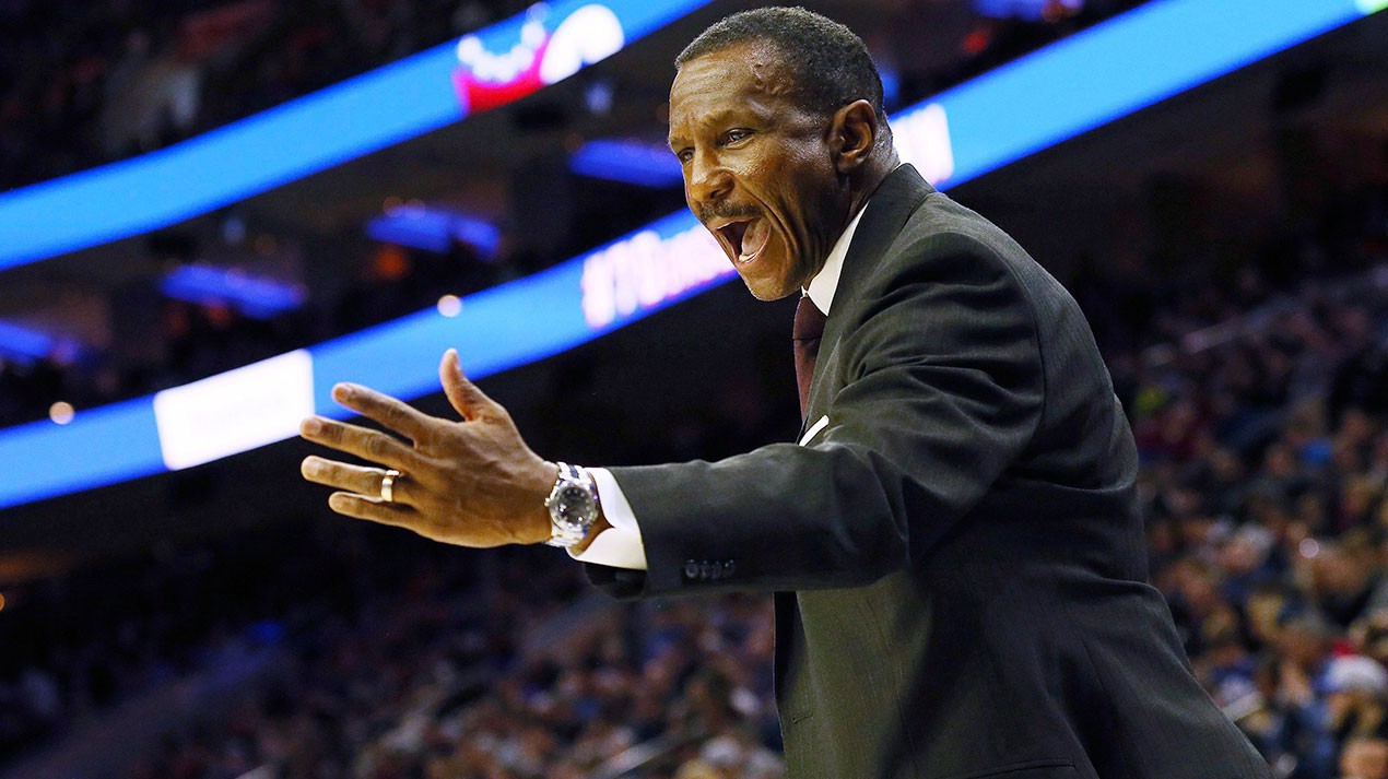Detroit Pistons ngắm Dwane Casey cho chức HLV trưởng