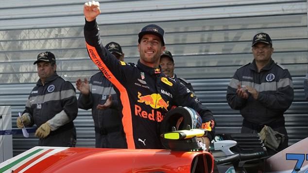 Đua phân hạng Monaco GP: Daniel Ricciardo giành pole "quý như vàng"