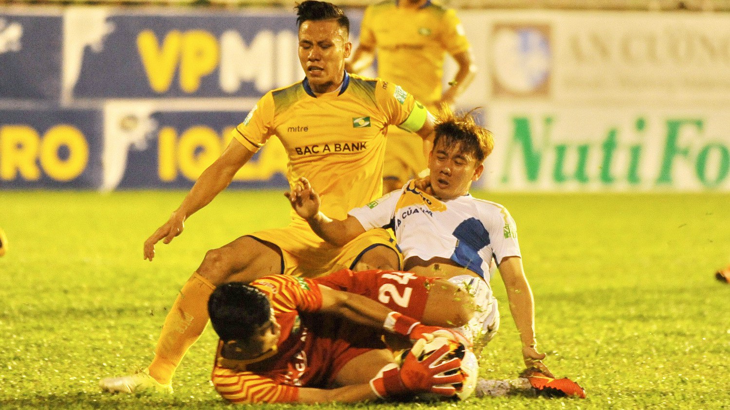 HAGL đã "biết" thích nghi với sự khắc nghiệt ở V.League