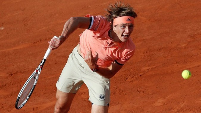 Vòng 1 Roland Garros: Zverev xuất trận hoàn hảo, cú sốc Ostapenko